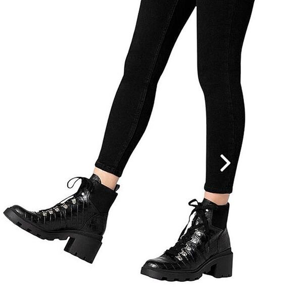 Dolce Vita Rubi Black Leather Snake Crocodile Platform Combat Lace Up Boots 9.5 - Picture 2 of 8